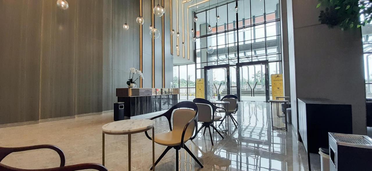 Stay G Royal Sentul Park By Grandhika Kedungmanggu Exterior photo